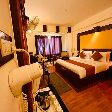 Hotel Midtown Manali Extérieur photo